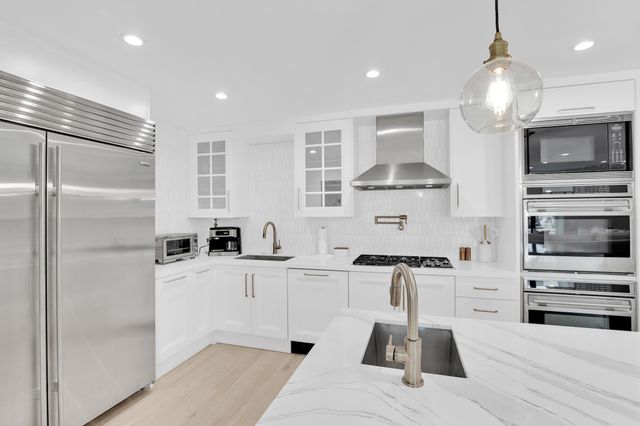 3210 Palm Drive, Delray Beach, FL 33483