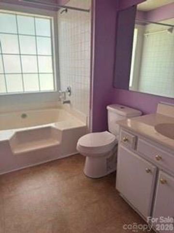 8417 Pinstripe Lane, Charlotte, NC 28227
