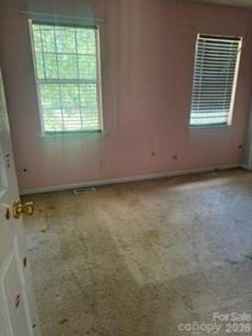 8417 Pinstripe Lane, Charlotte, NC 28227
