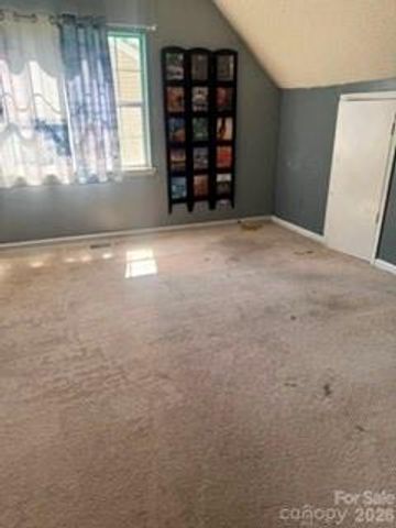 8417 Pinstripe Lane, Charlotte, NC 28227