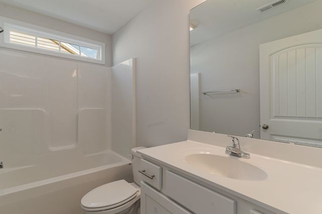 5141 Water Breeze Ct., Myrtle Beach, SC 29588