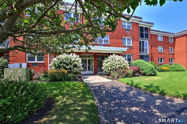 181 Melba Street 316, Milford, CT 06460
