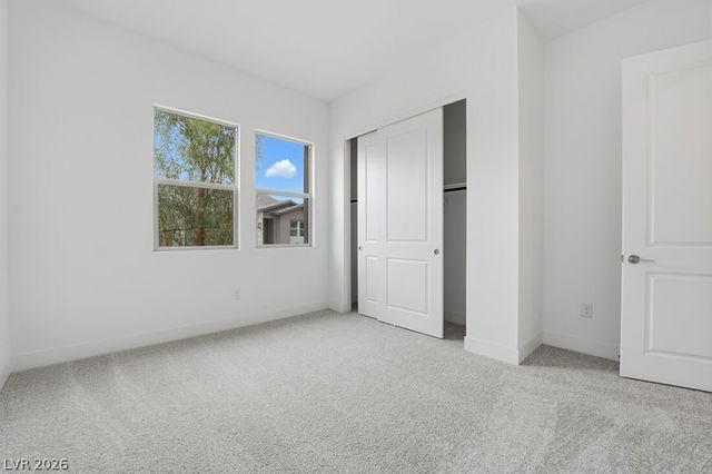 372 Tigullio Avenue, Henderson, NV 89011