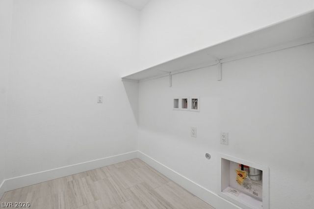 372 Tigullio Avenue, Henderson, NV 89011