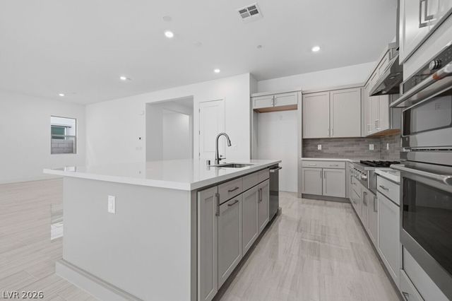 372 Tigullio Avenue, Henderson, NV 89011