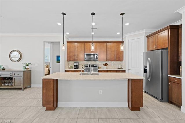 17285 Hadlow PL, Fort Myers, FL 33967