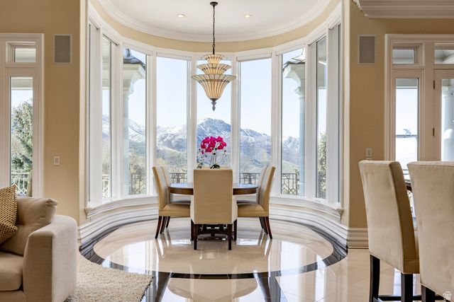 5678 E TWIN CREEK RD, Salt Lake City, UT 84108