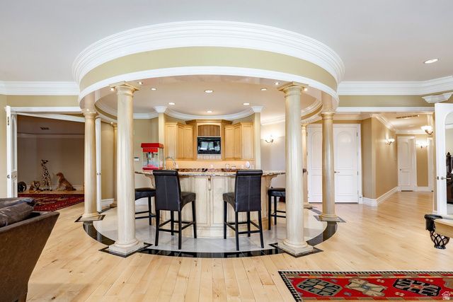 5678 E TWIN CREEK RD, Salt Lake City, UT 84108