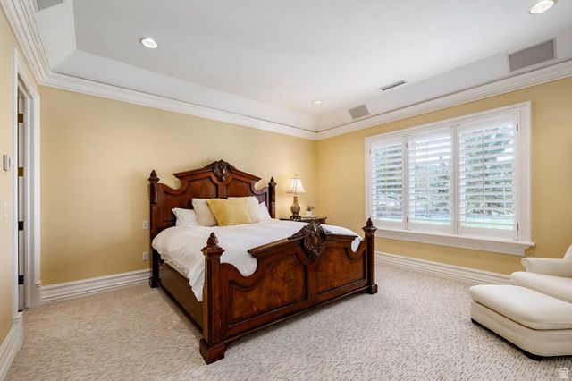 5678 E TWIN CREEK RD, Salt Lake City, UT 84108