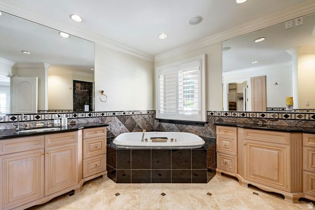 5678 E TWIN CREEK RD, Salt Lake City, UT 84108