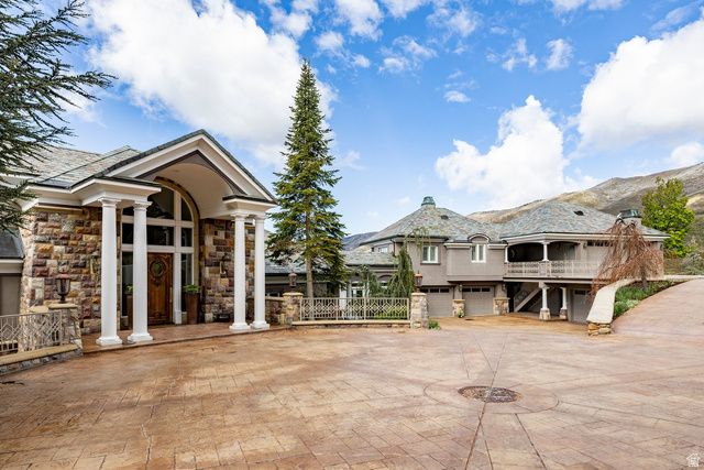 5678 E TWIN CREEK RD, Salt Lake City, UT 84108