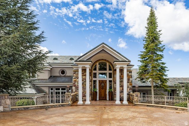 5678 E TWIN CREEK RD, Salt Lake City, UT 84108