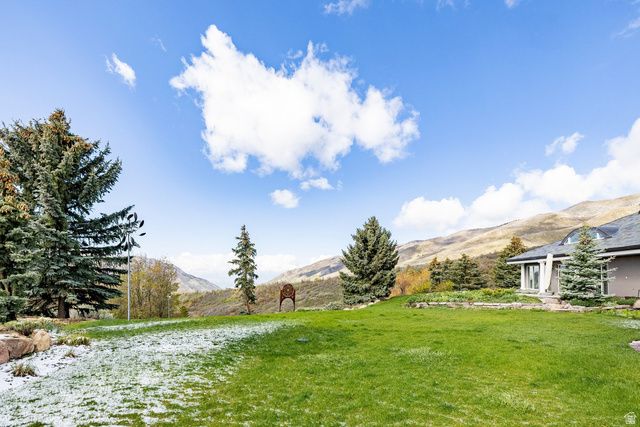 5678 E TWIN CREEK RD, Salt Lake City, UT 84108