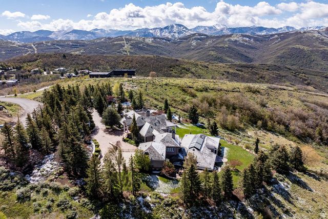 5678 E TWIN CREEK RD, Salt Lake City, UT 84108