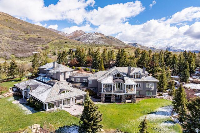 5678 E TWIN CREEK RD, Salt Lake City, UT 84108
