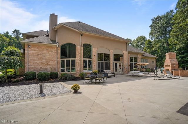 3783 Pioneer Trail, Mantua, OH 44255