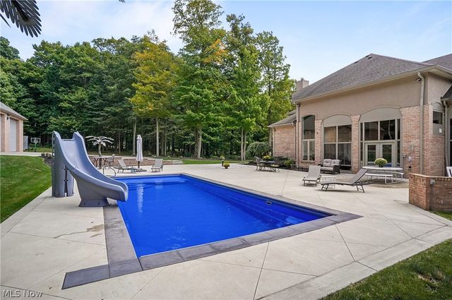 3783 Pioneer Trail, Mantua, OH 44255