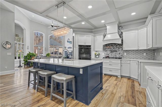 3783 Pioneer Trail, Mantua, OH 44255