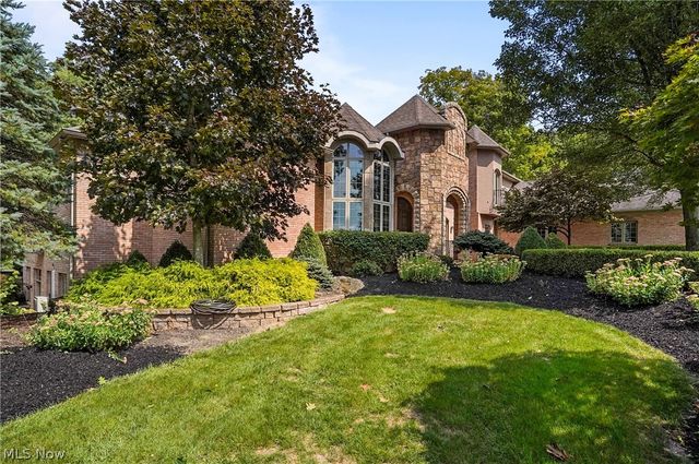 3783 Pioneer Trail, Mantua, OH 44255