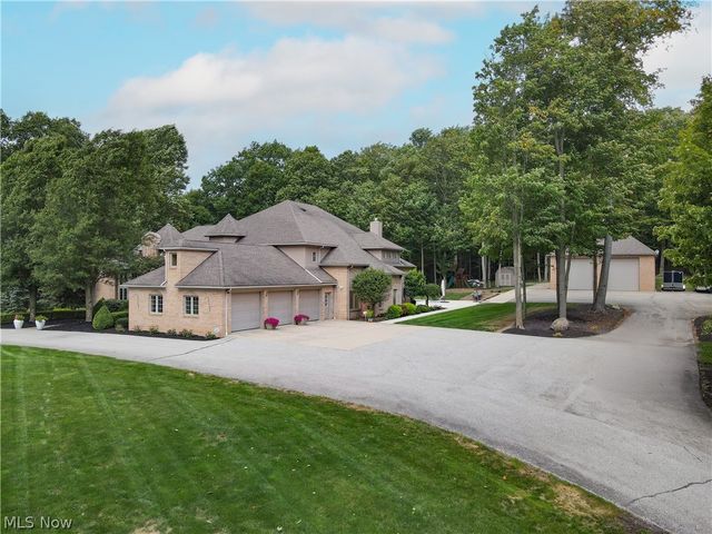 3783 Pioneer Trail, Mantua, OH 44255