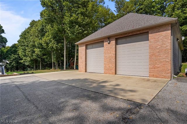 3783 Pioneer Trail, Mantua, OH 44255
