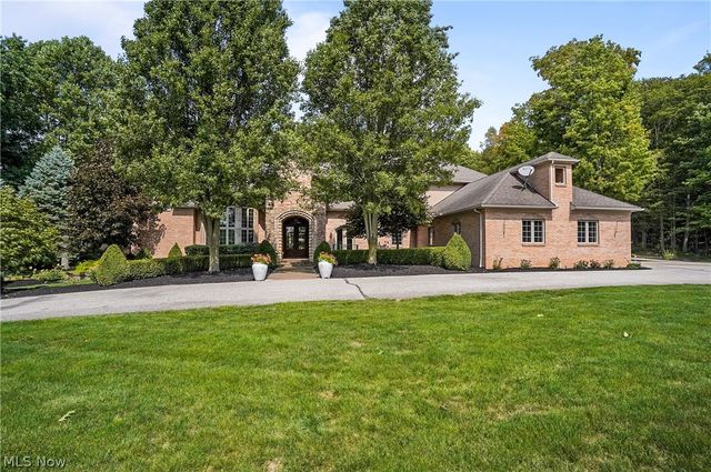 3783 Pioneer Trail, Mantua, OH 44255