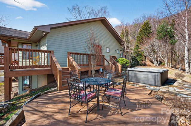 99 Margaret Drive, Leicester, NC 28748