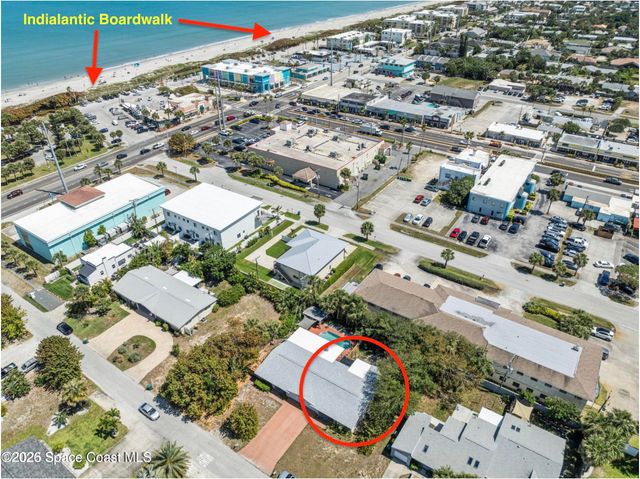121 3rd Avenue, Indialantic, FL 32903