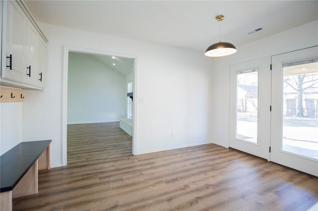 2961 N John Wayne Drive, Fayetteville, AR 72703