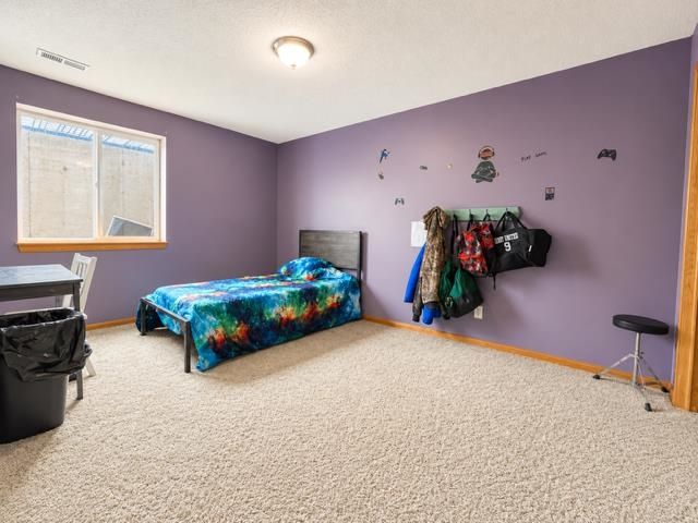 1012 E Winding Lane, Derby, KS 67037