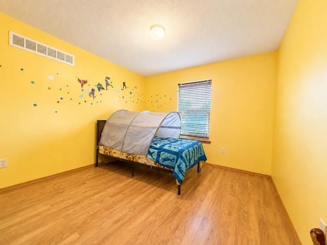 1012 E Winding Lane, Derby, KS 67037