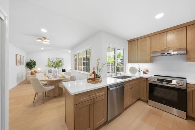 5343 Hounds Estate, San Jose, CA 95135