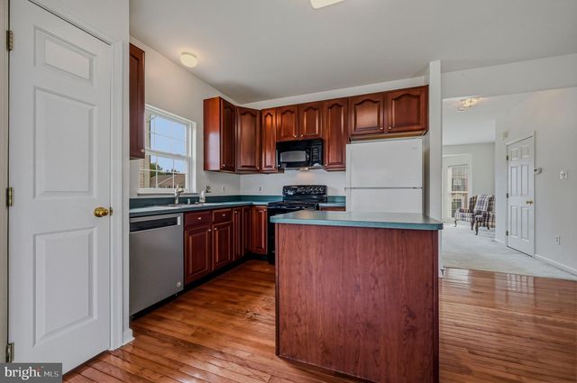 76 ALEXIS DR, Newark, DE 19702