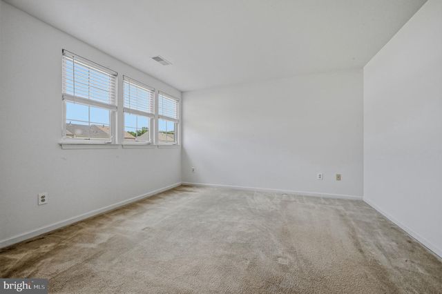 76 ALEXIS DR, Newark, DE 19702