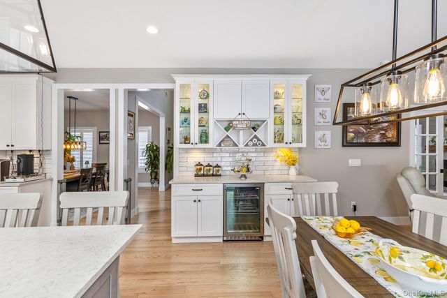 6 Mastro Court, Baiting Hollow, NY 11933