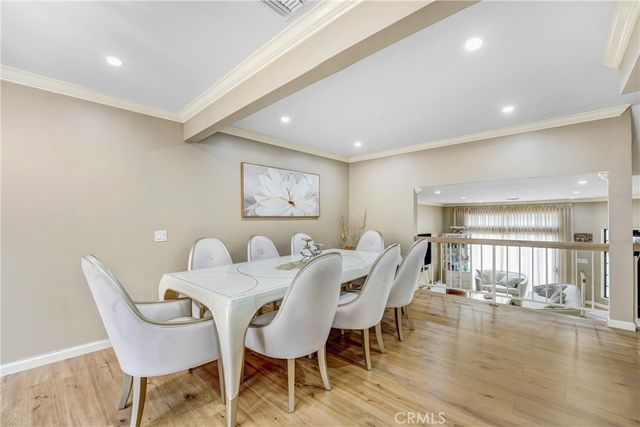 20737 Roscoe Boulevard 203, Winnetka, CA 91306