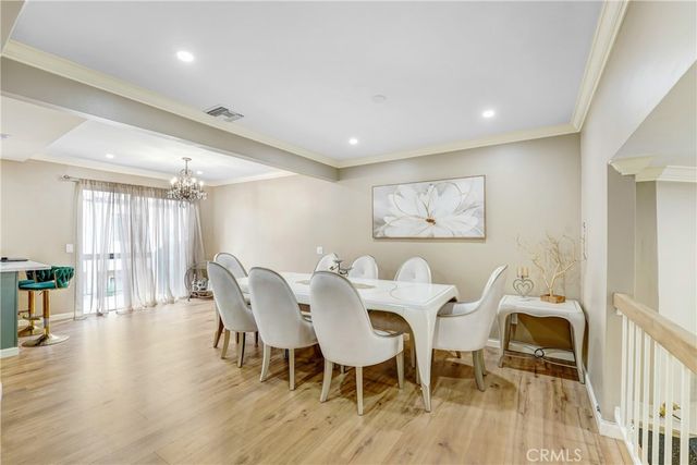 20737 Roscoe Boulevard 203, Winnetka, CA 91306
