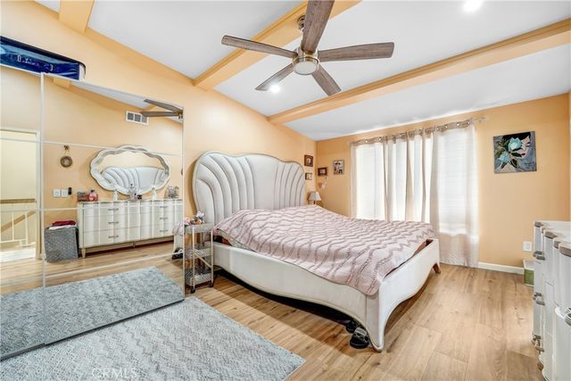 20737 Roscoe Boulevard 203, Winnetka, CA 91306