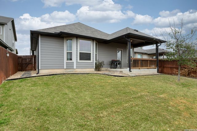 4807 Night Herder, St Hedwig, TX 78152