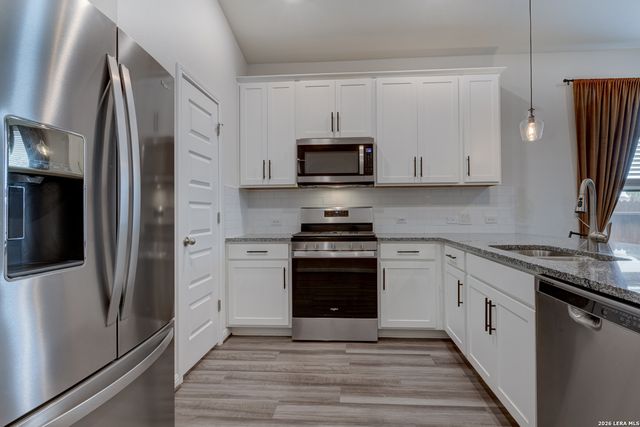 4807 Night Herder, St Hedwig, TX 78152