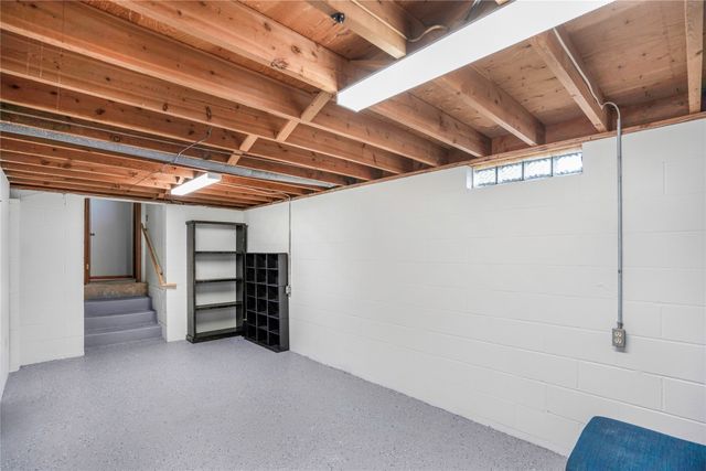 1310 20th Street, Ames, IA 50010