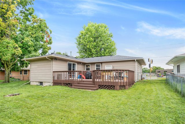 1310 20th Street, Ames, IA 50010