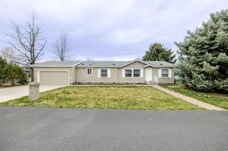 2051 NE Uintah Court, Redmond, OR 97756