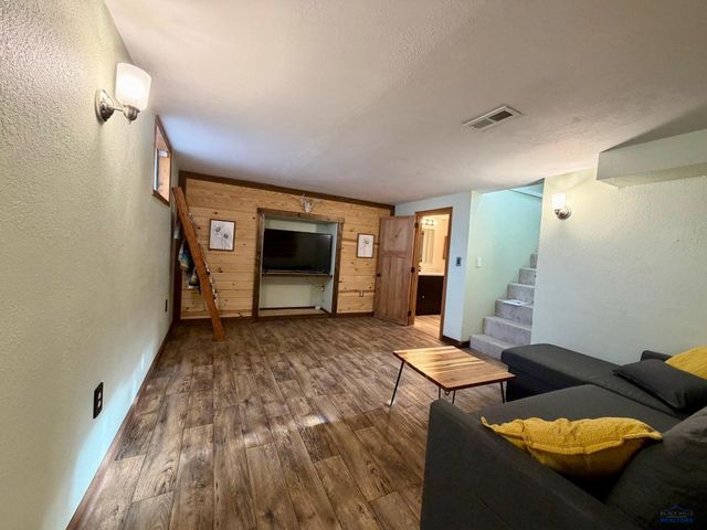 335 ST PATRICK, Rapid City, SD 57701