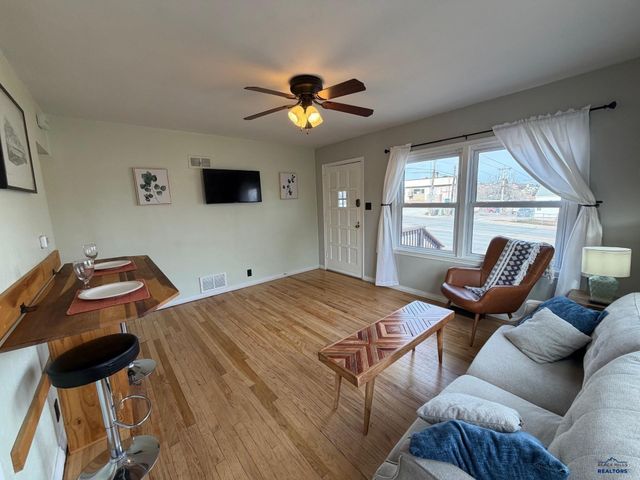 335 ST PATRICK, Rapid City, SD 57701