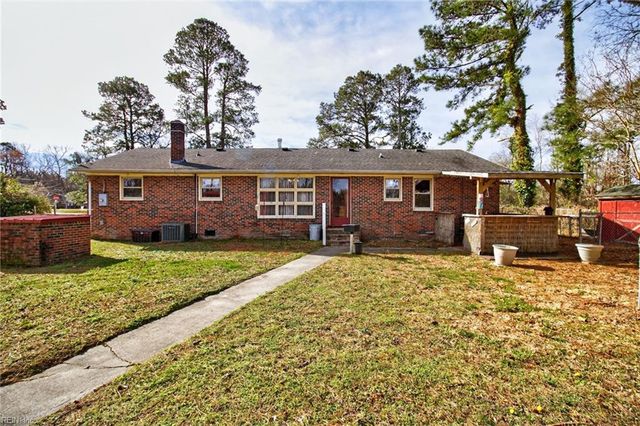 3321 Lawrence DR, Carrsville, VA 23315