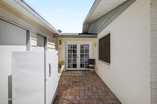 701 W EMELITA Avenue, Mesa, AZ 85210