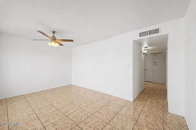 701 W EMELITA Avenue, Mesa, AZ 85210