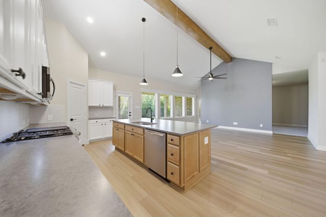17441 Violet Vineyard Street, Conroe, TX 77302