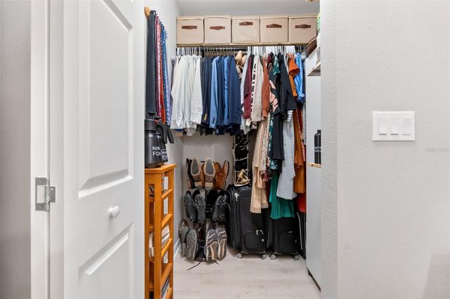 10412 WHITE LAKE COURT 10412, Tampa, FL 33626